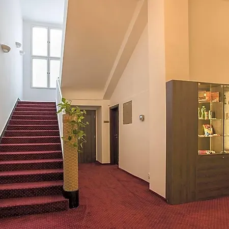Bellevue Tlapak 4* Poděbrady