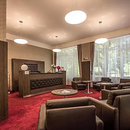 Bellevue Tlapak 4* Poděbrady