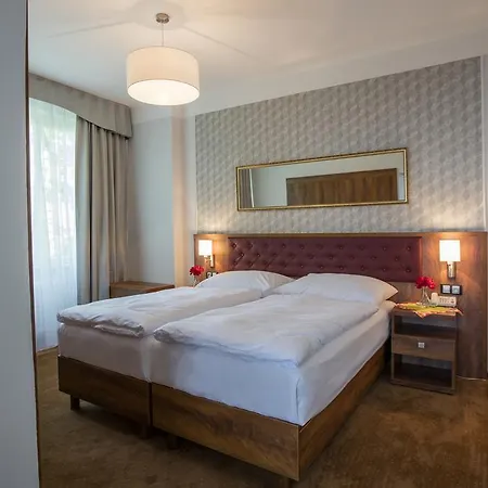 Bellevue Tlapak 4* Poděbrady