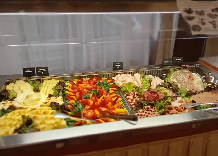 Bellevue Tlapak Отель Подебрады