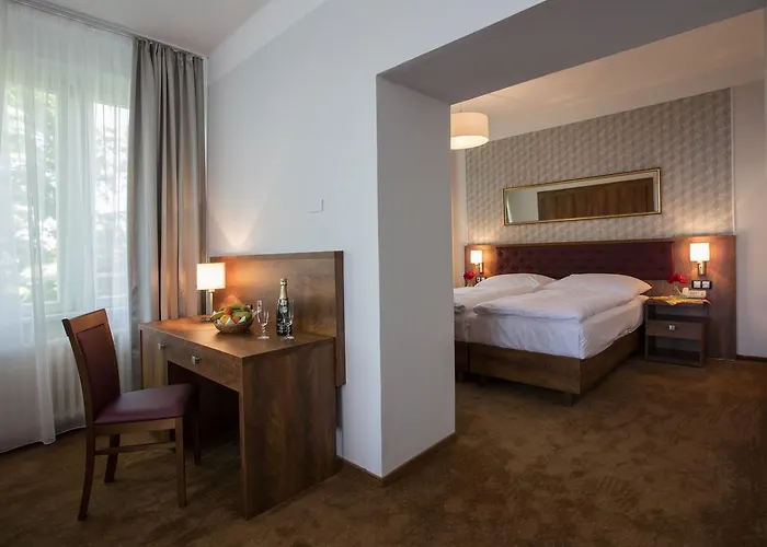 Bellevue Tlapak Отель 4*