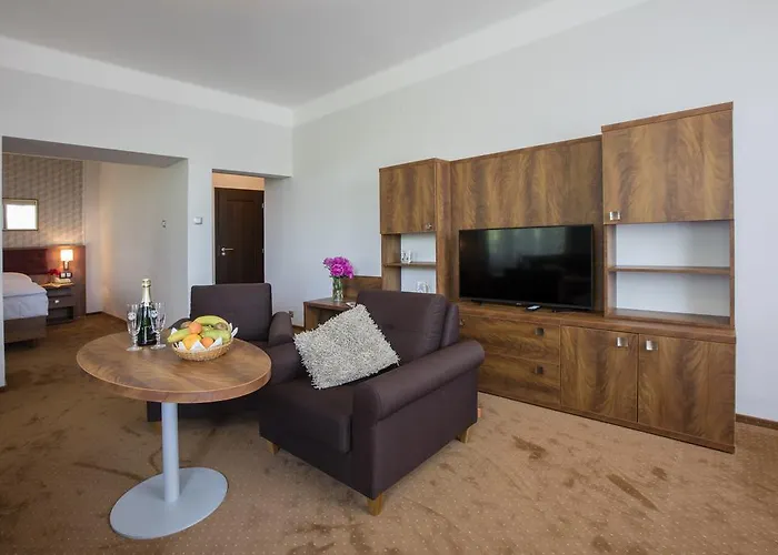 Bellevue Tlapak Hotel